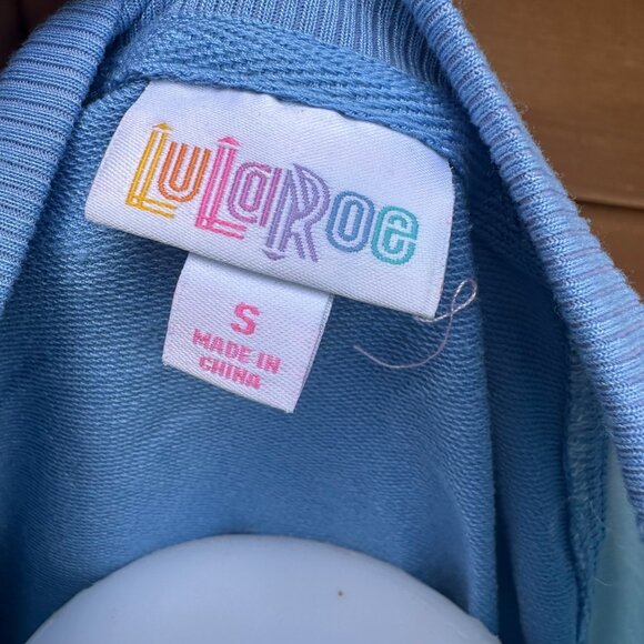 Lularoe Blue Penguin Baseball Tee Style Short Sleeve Shirt Size S - Picture 2 of 9